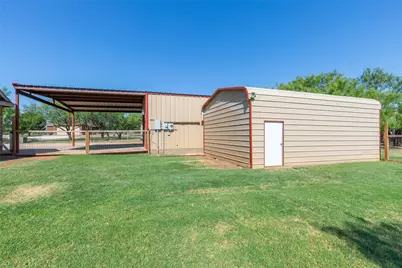 7702 Spinks Road, Abilene, TX 79603 - Photo 31
