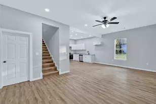 323 W Cherry St, Sherman, TX 75090 - Photo 3