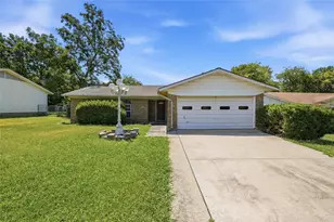 302 Iowa St, Sherman, TX 75090 - Photo 1