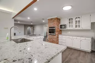 5817 Trail Lake Dr, Fort Worth, TX 76133 - Photo 15