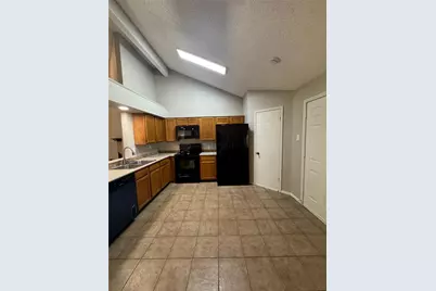1120 Highpoint Road, Bedford, TX 76022 - Photo 9