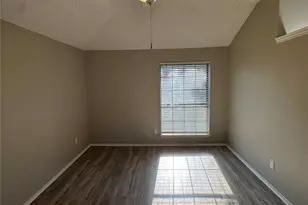 1120 Highpoint Rd, Bedford, TX 76022 - Photo 15