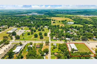 2750 Bonham Street, Paris, TX 75460 - Photo 23