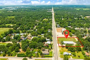 2750 Bonham St, Paris, TX 75460 - Photo 1