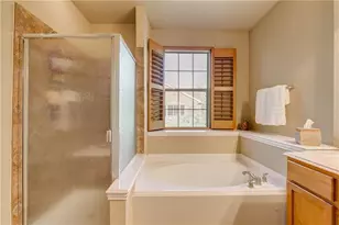 8728 Iron Horse Dr, Irving, TX 75063 - Photo 19