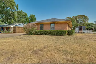 303 Merribrook Trail, Duncanville, TX 75116 - Photo 3