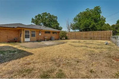 303 Merribrook Trail, Duncanville, TX 75116 - Photo 23