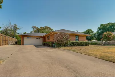 303 Merribrook Trail, Duncanville, TX 75116 - Photo 1