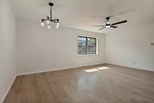 303 Merribrook Trail, Duncanville, TX 75116 - Photo 5