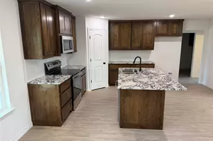 1013 Virgil Ct, Springtown, TX 76082 - Photo 3