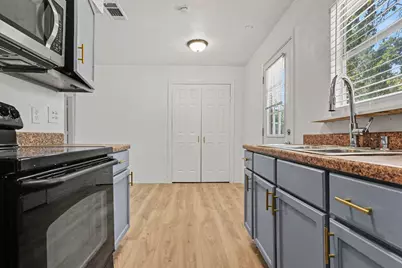 3104 Forestdale Lane, Balch Springs, TX 75180 - Photo 13