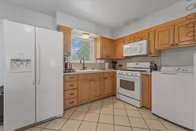 5733 Hanson Drive, Watauga, TX 76148 - Photo 7
