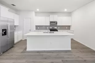 8418 Everly Dr, Garland, TX 75043 - Photo 3