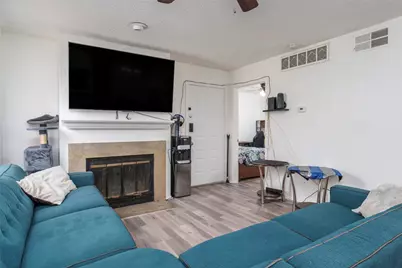 1745 Crest Grove Drive, Arlington, TX 76012 - Photo 5