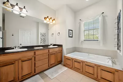 6668 Shady Glen Circle, Benbrook, TX 76132 - Photo 19