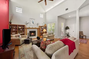 6668 Shady Glen Cir, Benbrook, TX 76132 - Photo 5