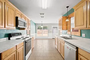 613 N Ave D, Springtown, TX 76082 - Photo 15
