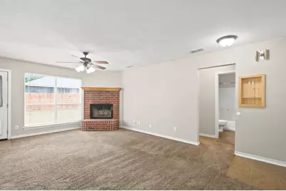613 N Avenue D, Springtown, TX 76082 - Photo 9