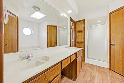 810 Castleview Drive, Arlington, TX 76001 - Photo 17