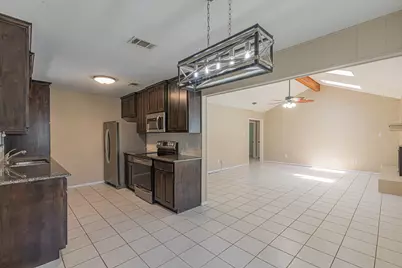 1015 Meadowlark Lane, Granbury, TX 76048 - Photo 13