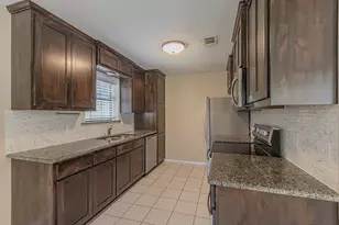 1015 Meadowlark Ln, Granbury, TX 76048 - Photo 11