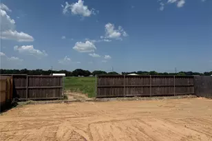 808 N Fork Ranch Rd, Waco, TX 76705 - Photo 13