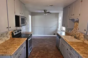 3208 Brown Trail, Bedford, TX 76021 - Photo 3