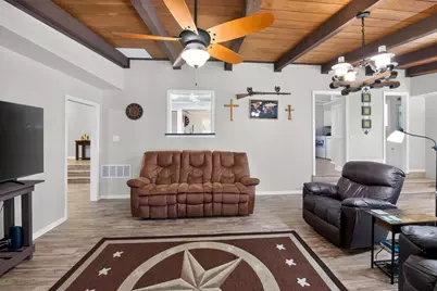 623 S Harbor Court, Granbury, TX 76048 - Photo 13