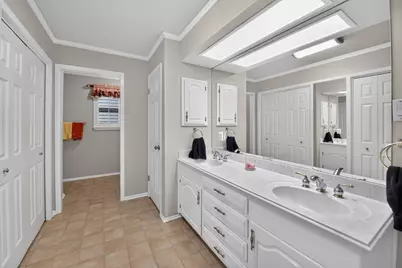 623 S Harbor Court, Granbury, TX 76048 - Photo 19