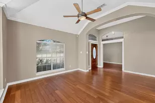 713 Mockingbird Ct, Crowley, TX 76036 - Photo 5