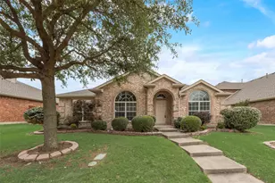 1077 Hampton Bay Dr, Rockwall, TX 75087 - Photo 1