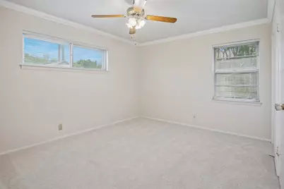 902 N Lindale Lane, Richardson, TX 75080 - Photo 13