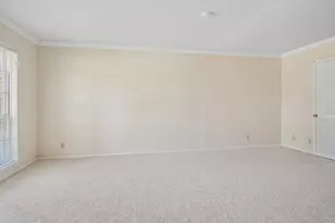 902 N Lindale Ln, Richardson, TX 75080 - Photo 5