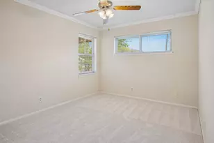 902 N Lindale Ln, Richardson, TX 75080 - Photo 15