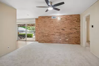 902 N Lindale Lane, Richardson, TX 75080 - Photo 7