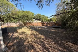 979 W Pecan St, Stephenville, TX 76401 - Photo 27