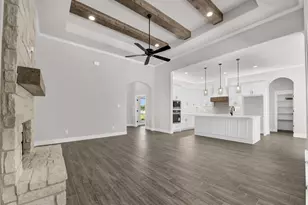 1012 Arbor Vista Dr, Azle, TX 76020 - Photo 9