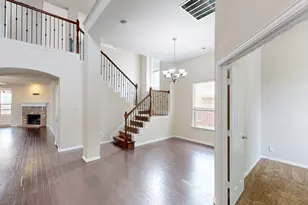 1512 Cockatiell Dr, Little Elm, TX 75068 - Photo 5