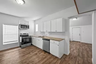 708 W Day St, Denison, TX 75020 - Photo 3