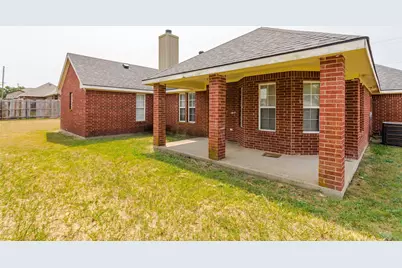 1015 Balkan Drive, Lancaster, TX 75134 - Photo 21