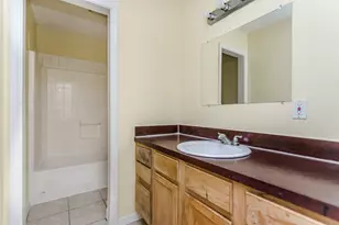 1015 Balkan Dr, Lancaster, TX 75134 - Photo 17