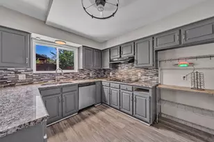 3813 Lynbrook Ln, Arlington, TX 76015 - Photo 7