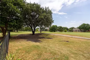 11301 New Orleans Dr, Frisco, TX 75035 - Photo 23