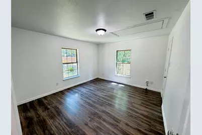 105 W Damon Street, Terrell, TX 75160 - Photo 11