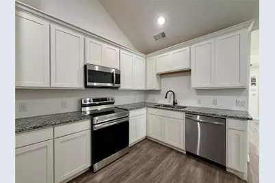 105 W Damon Street, Terrell, TX 75160 - Photo 13