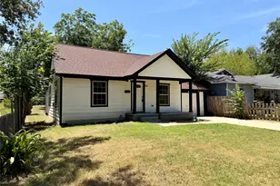 105 W Damon St, Terrell, TX 75160 - Photo 1