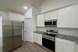 105 W Damon St, Terrell, TX 75160 - Photo 13