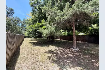 105 W Damon Street, Terrell, TX 75160 - Photo 7