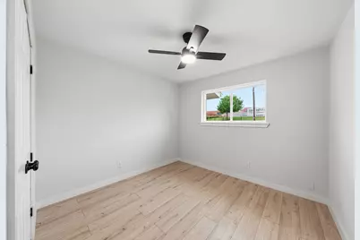 3842 Soft Wind Drive, Dallas, TX 75241 - Photo 19