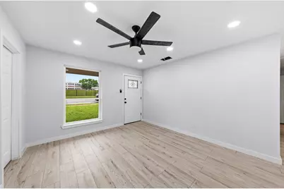 3842 Soft Wind Drive, Dallas, TX 75241 - Photo 3